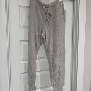 COPY - Barefoot dreams cozychic light joggers